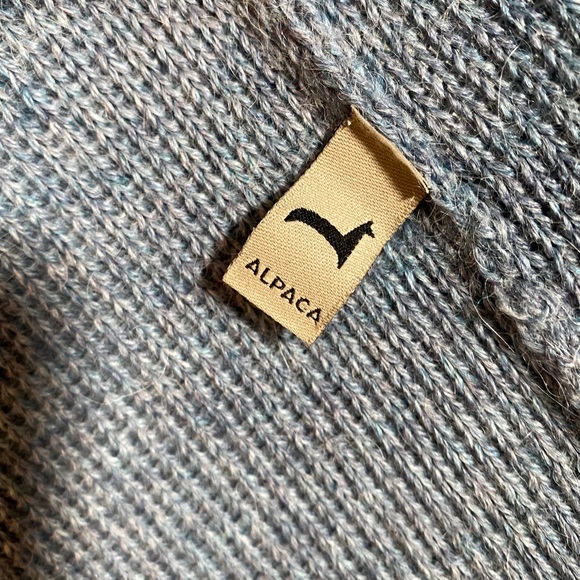 Peruvian Link 100% Alpaca Sweater Cardigan in Blue with pockets NWOT - Picture 7 of 9